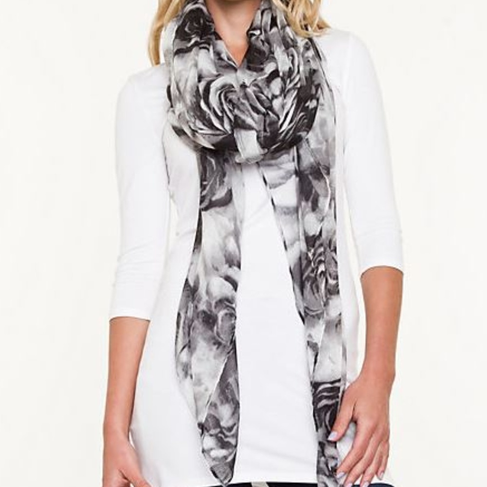 Two-Toned Rose-Print Scarf *Great LBD Accessory*
